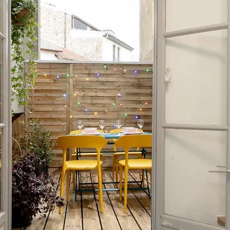 Avec Terrasse En Plein Coeur De Апартаменты *