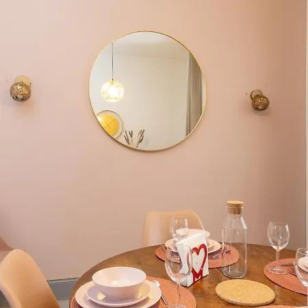 Апартаменты Avec Terrasse En Plein Coeur De